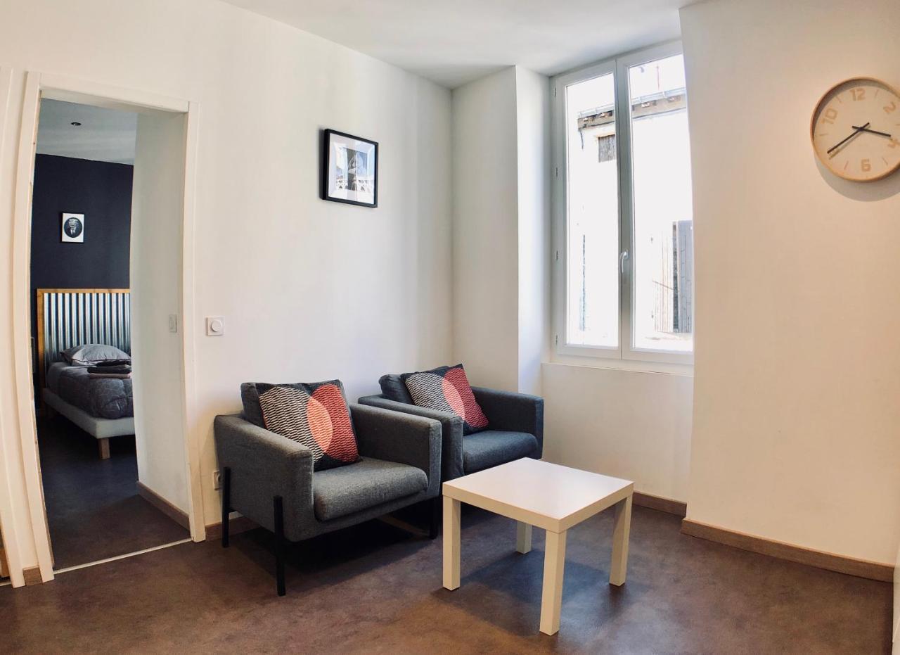 Appartements Entre Provence Et Camargue Tarascon Bagian luar foto