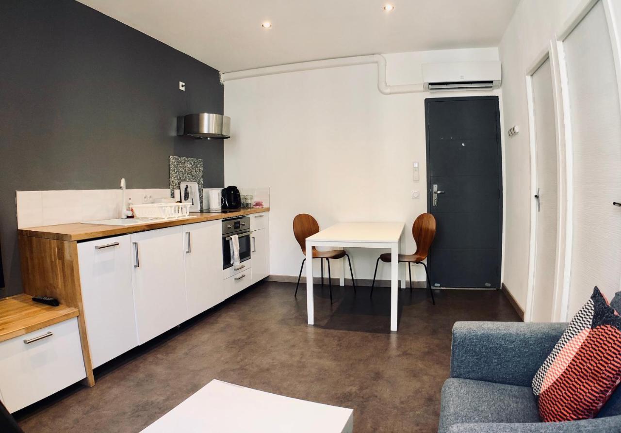 Appartements Entre Provence Et Camargue Tarascon Bagian luar foto