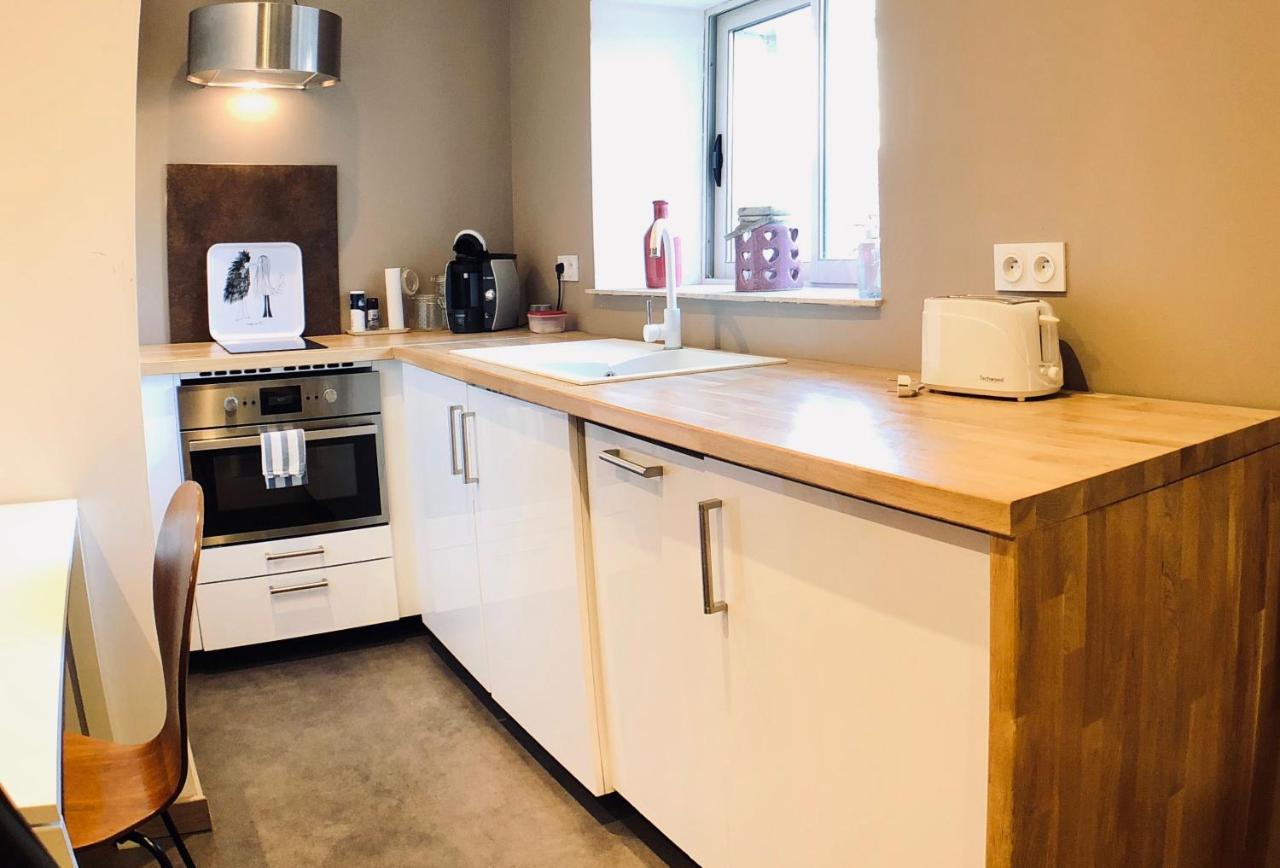 Appartements Entre Provence Et Camargue Tarascon Bagian luar foto