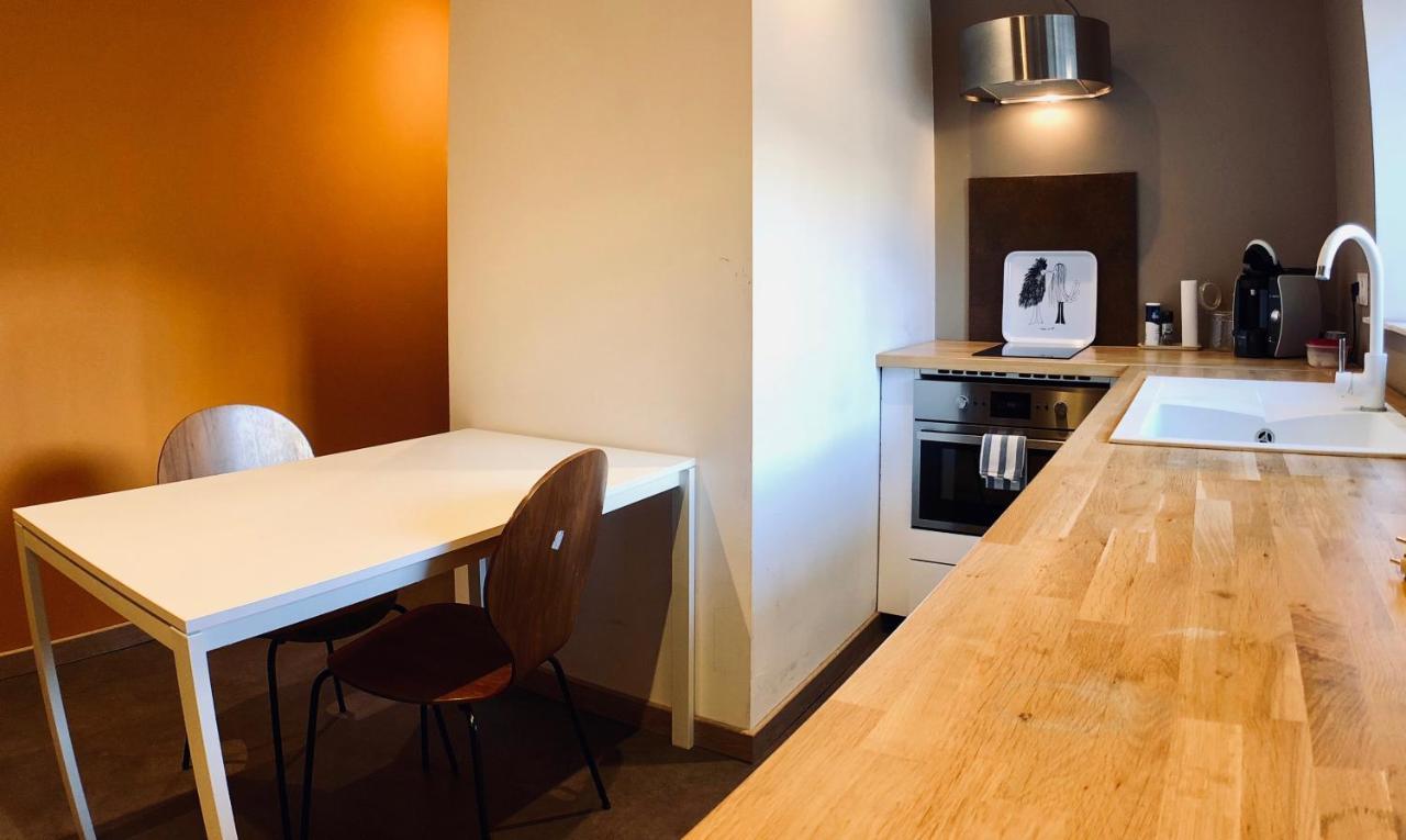 Appartements Entre Provence Et Camargue Tarascon Bagian luar foto