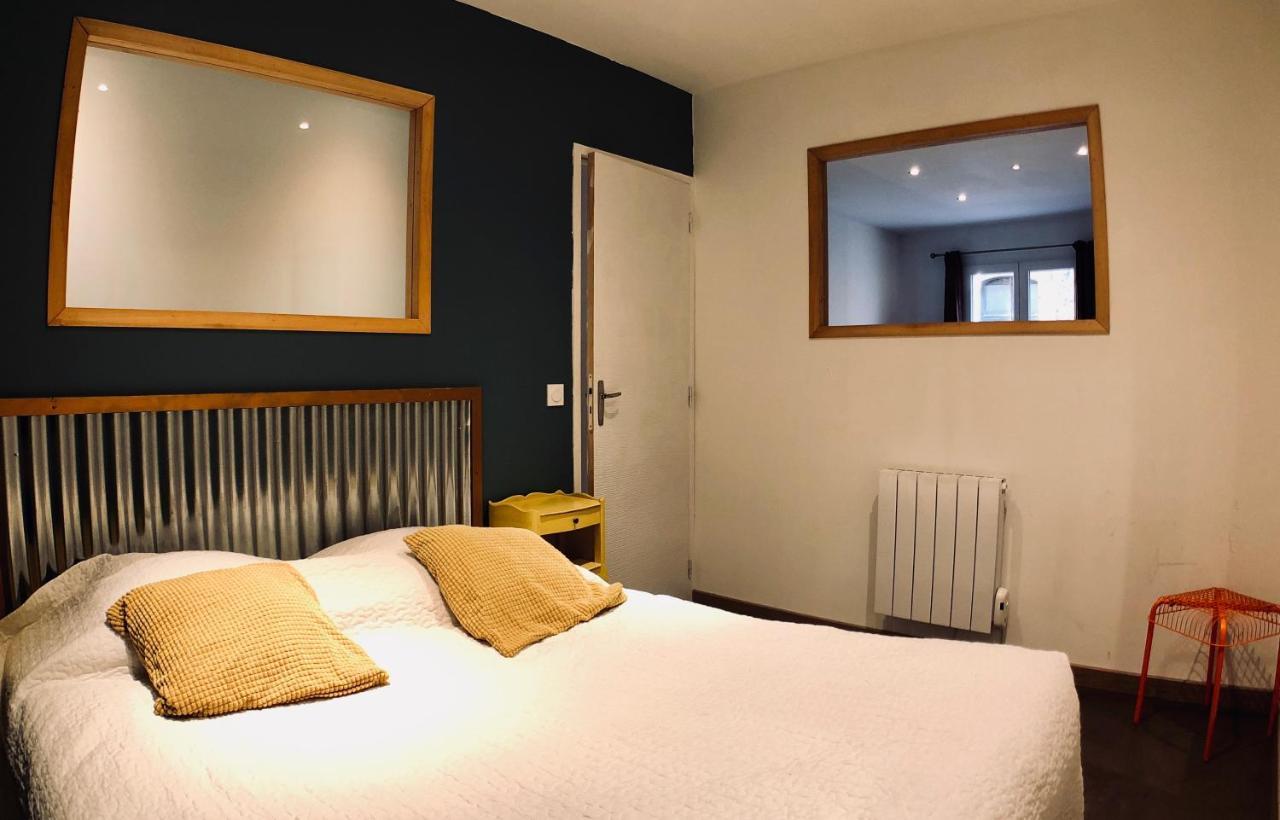 Appartements Entre Provence Et Camargue Tarascon Bagian luar foto